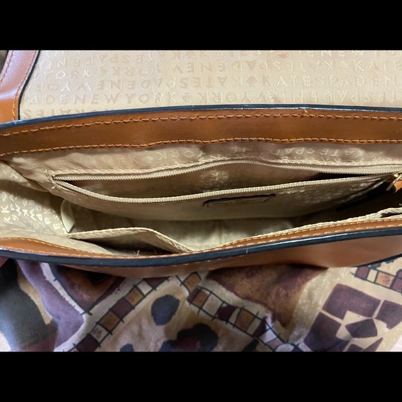 cross body Kate Spade bag! - Picture 5 of 5